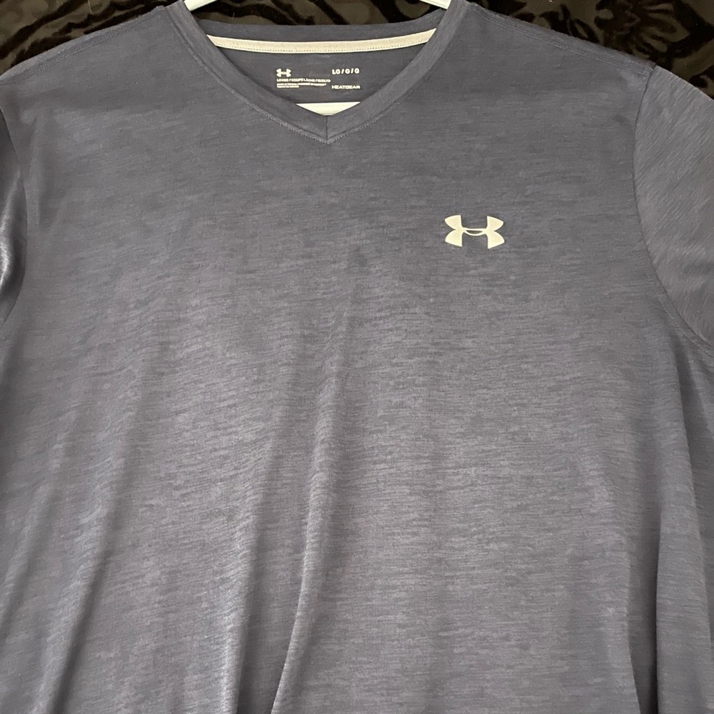 Large navy blue v neck under armour athletic shirt